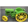Image 2 : CAST IRON JOHN DEERE D