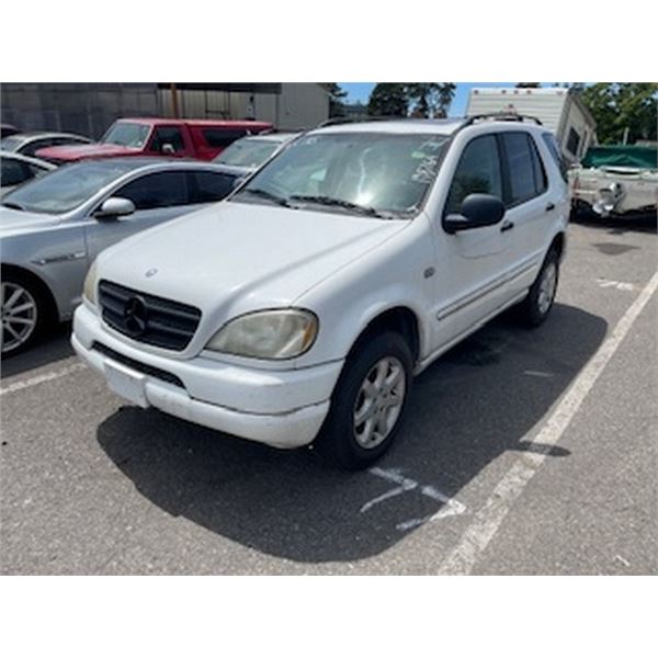 1999 Mercedes-Benz ML430
