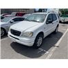 Image 1 : 1999 Mercedes-Benz ML430