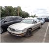 Image 1 : 1997 Buick LeSabre