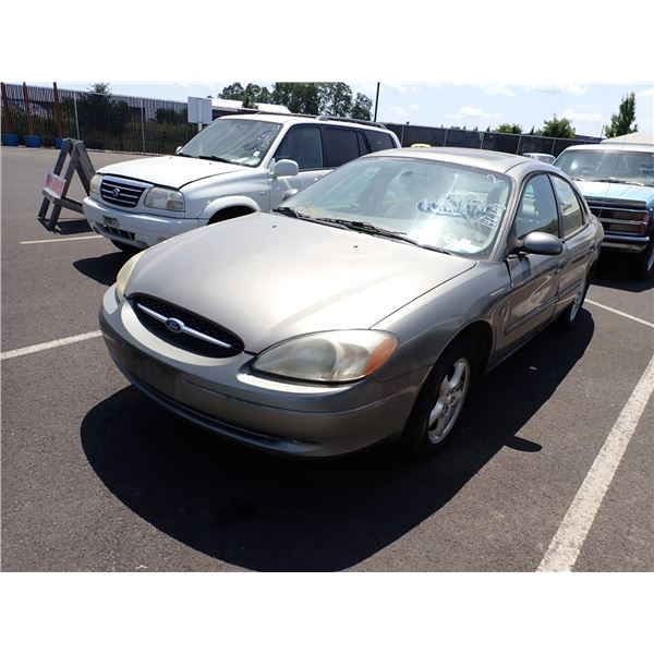 2003 Ford Taurus