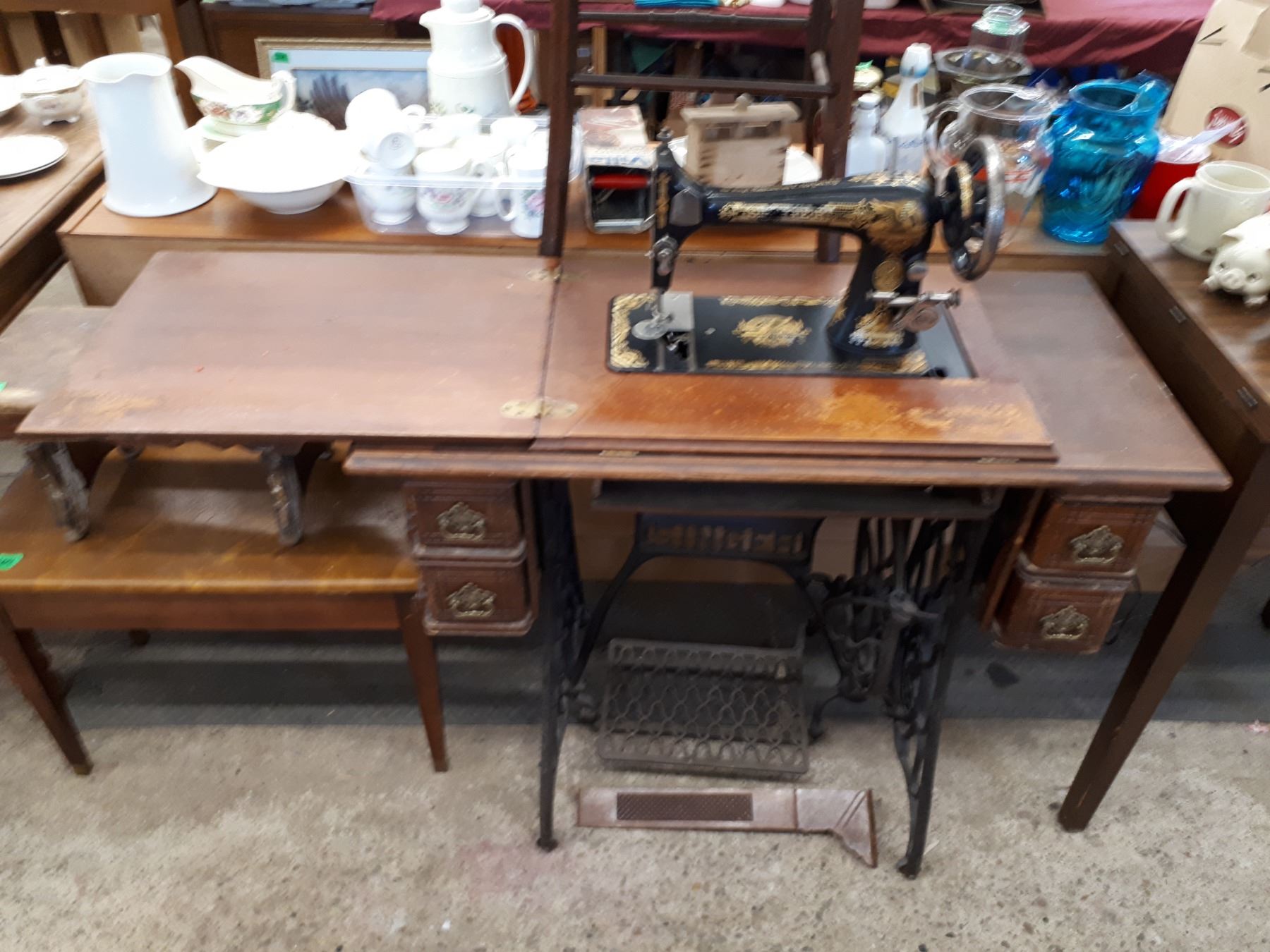 1904 Singer Sewing Machine, Model 28 with Cabinet, Sewing Notions