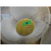 Image 4 : 16" OSCILLATING FLOOR FAN