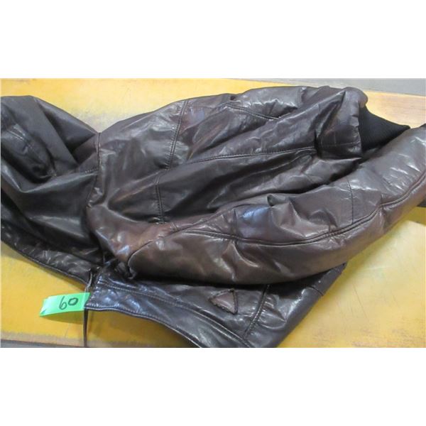 BLACK LEATHER JACKET C/W SHEEP LINING (SIZE SMALL)