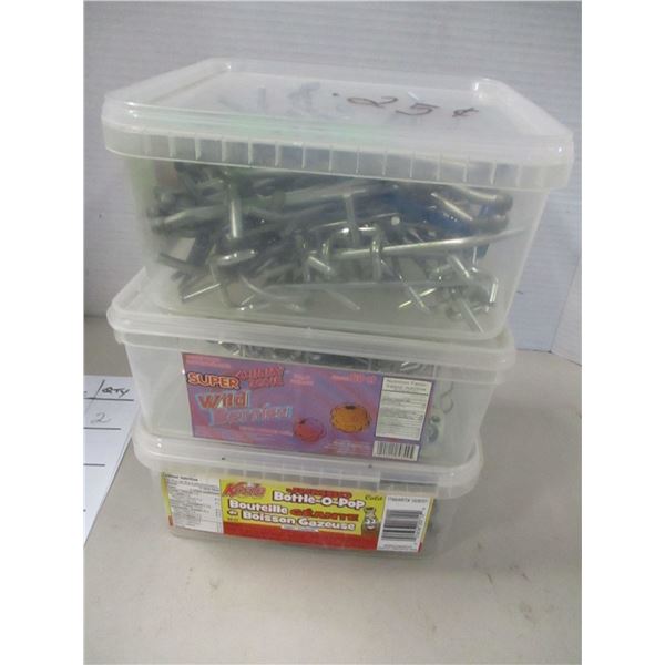3 PLASTIC BINS C/W HOOKS