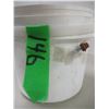 Image 3 : PAIL C/W SCREWS