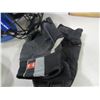 Image 2 : BOX C/W RUNNERS, TRACK SHOES, HELMET