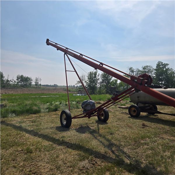 HD7 X 41 Grain Auger w/ 14 HP Kohler Engine (Running)