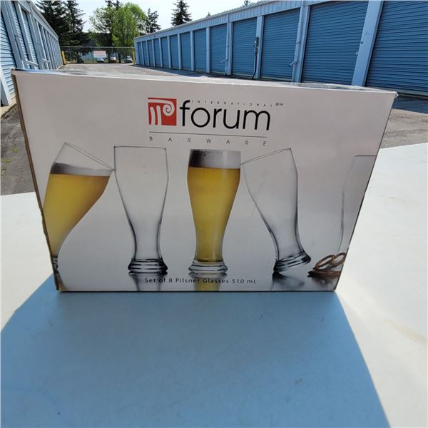 New Set of 8 Pilsner Glasses, forum Barware