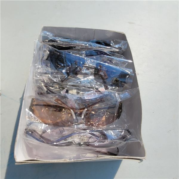 New Box of 12 Designer Sunglasses Knockoffs