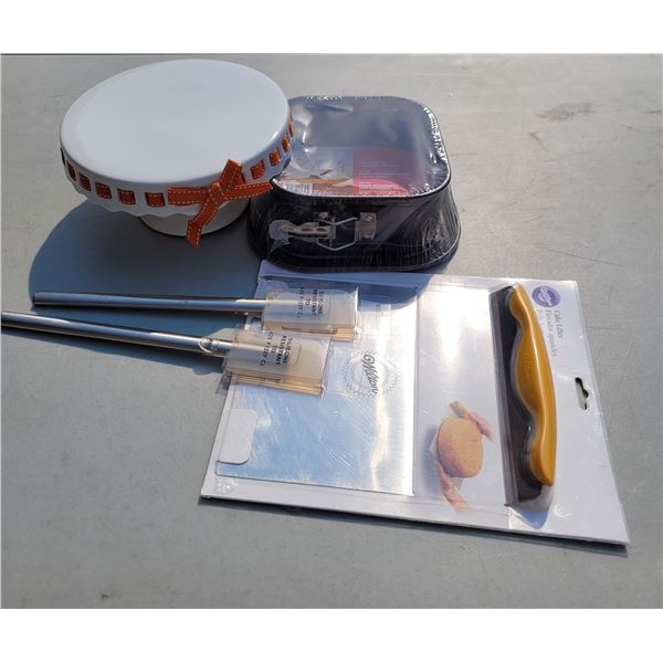 New Baking Lot - Ceramic Cake Stand, 7 Inch Square Spring Pan, 2 Spatulas, Wilton Cake Lifter