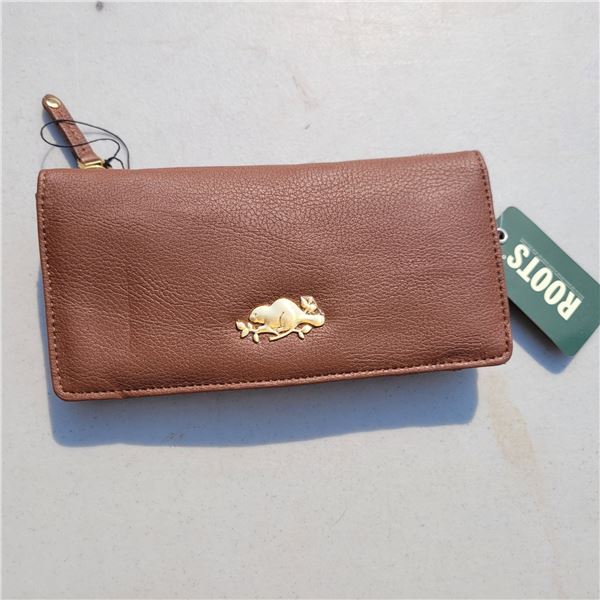 NWT Brown Roots Wallet
