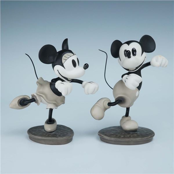 2pc Walt Disney Classics Collection Figurines, The Delivery Boy Series