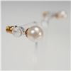 Image 4 : 4 Pairs of 4pr Pearl and Crystal Earrings