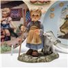 Image 3 : 8pc Collection of Goebel M.I. Hummel Figurines and Collector Plates