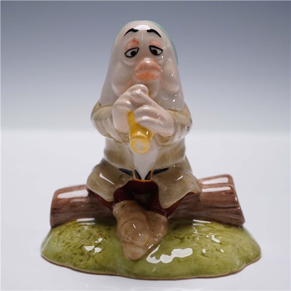 Royal Doulton Figurine, Walt Disney's Classic, Sleepy SW15