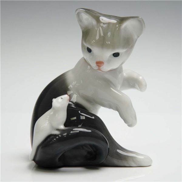 Lladro Porcelain Figurine, Cat and Mouse 1005236