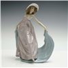 Image 1 : Lladro Porcelain Figurine, Spring Dance 1005663