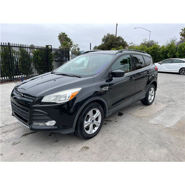 FORD ESCAPE 2015 O/S-T REPO -SMOG 2DAYS