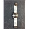 Image 3 : Anne Klein White Quartz Watch, Working