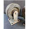 Image 3 : (2) 6" Heavy Duty Casters