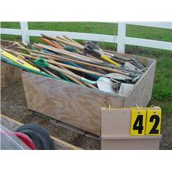 PALLET OF HANDLED ITEMS