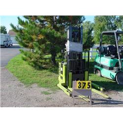 CLARK ELEC FORKLIFT MODEL SP30