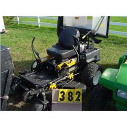 CUB CADET COMMERCIAL W/BAGGER