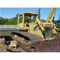 KOMATSU D65P