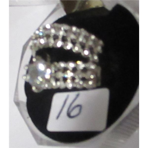 SILVERTONE WEDDING & ENGAGEMENT RING SET (SIZE 5)