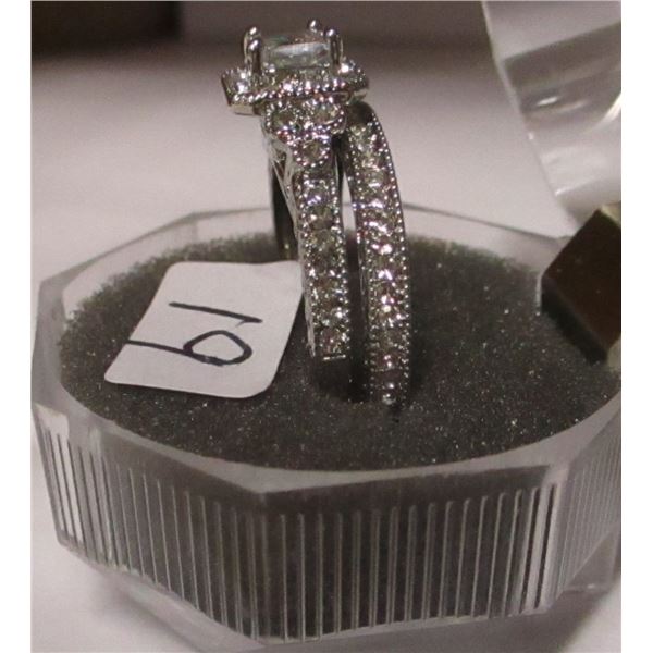 SILVERTONE WITH ASSORTED STONES ENGAGEMENT & WEDDING RING SET (SIZE 7.25)