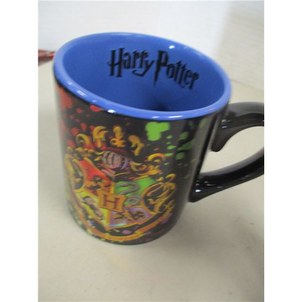 ESTATE:  2 - HARRY POTTER GLASS CUPS