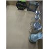 Image 5 : ESTATE:  FLAT C/W ORNAMENTS & MISC