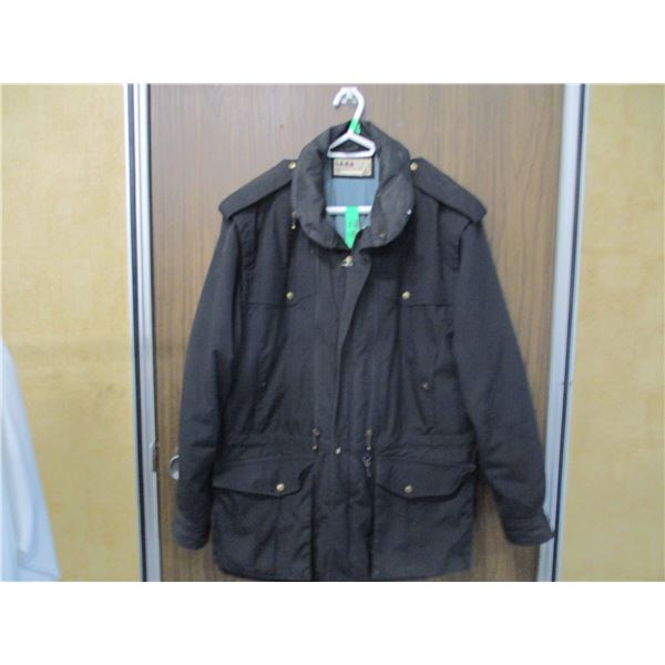 MEN'S BOULEVARD CLUB WINTER JACKET (SIZE XL)