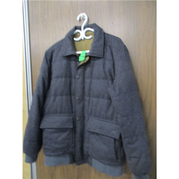 MEN'S FLEECE WINTER JACKET (SIZE XL)