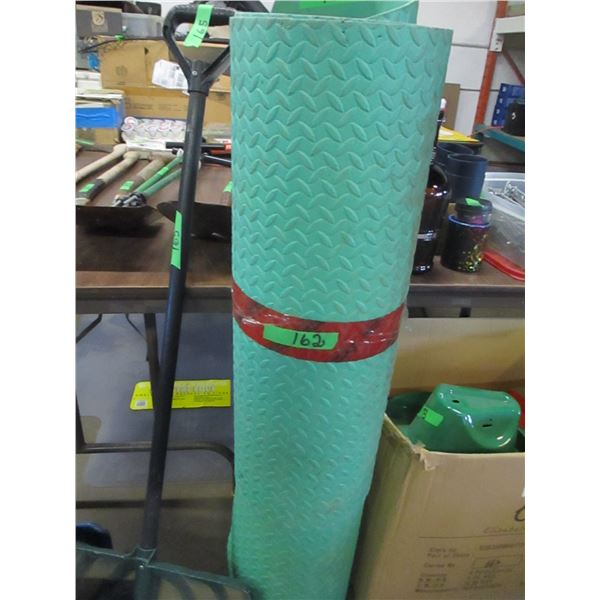 PARTIAL ROLL OF CUSHION MATS