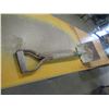 Image 3 : ESTATE:  SHORT HANDLE SQUARE SHOVEL