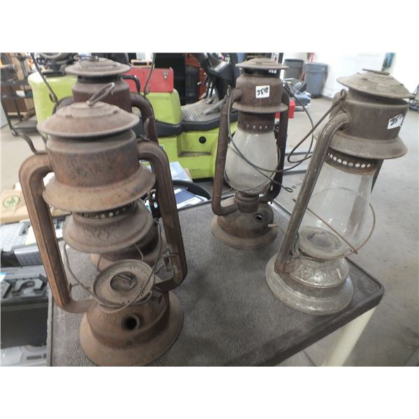 4 Old Lantern's