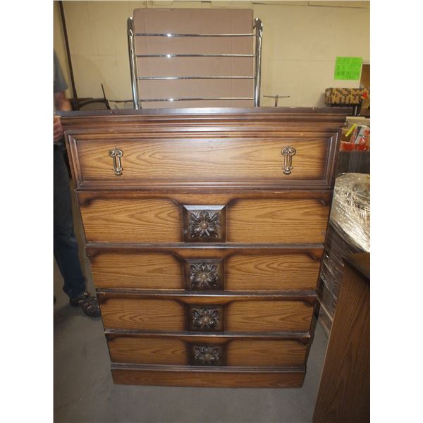 2 Wooden Dressers