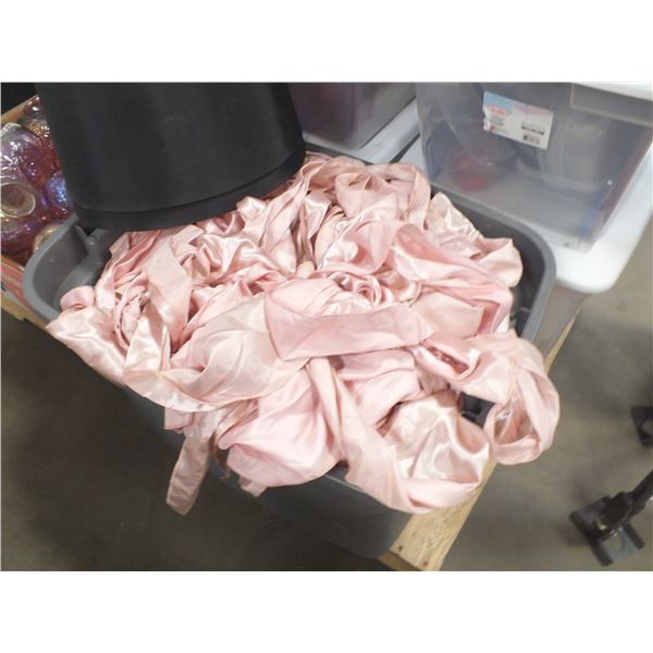 Tote Of Wedding Deco