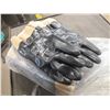 Image 1 : 12 Pairs Of Rubber Work Gloves