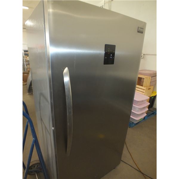 Frigidaire Gallery  Fridge / Freezer