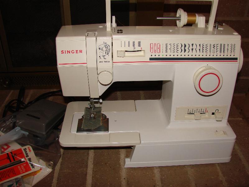 Singer Stylist Model 9005 Sewing Machine