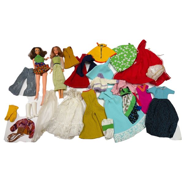 2x 1966 Barbie Dolls With Clothing