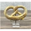 Image 2 : Antique Butte Montana Pretzel Whiskey Flask
