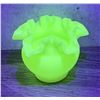 Image 1 : Fenton Custard Uranium Glass Rose Bowl