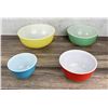 Image 2 : Pyrex Primary Colors Mixing Bowl Set