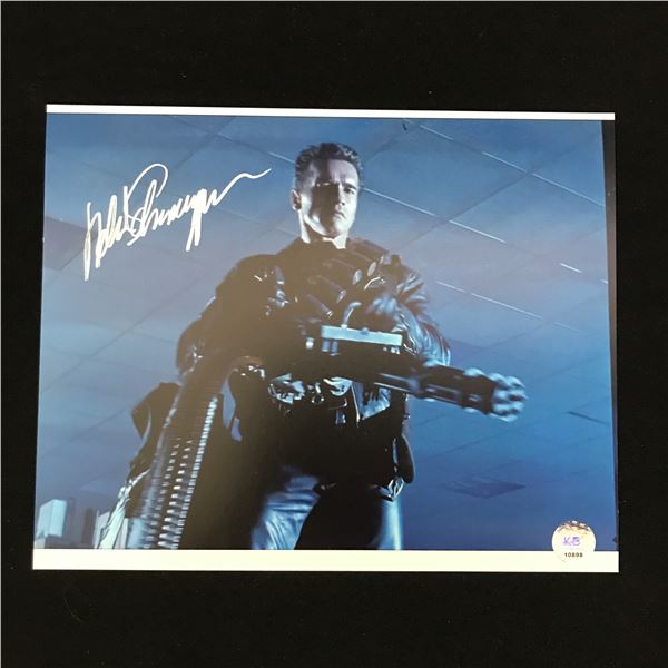 ARNOLD SCHWARZENEGGER SIGNED TERMINATOR 8X10 PHOTO KB AUTHENTICS COA