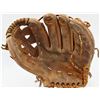 Image 4 : GAYLORD PERRY SIGNED BASEBALL GLOVE BCEKETT COA