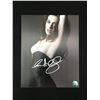 Image 1 : ANNE HATHAWAY SIGNED 8X10 PHOTO KB AUTHENTICS COA
